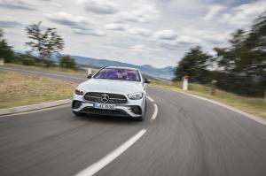 Mercedes-Benz E300 de 4Matic AMG Line Estate 2020 года  (WW)